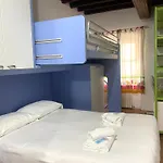 Apartment Casa Storica Per 9 Ospiti Nel Quadrilatero Romano!