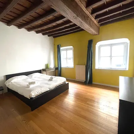 Casa Storica Per 9 Ospiti Nel Quadrilatero Romano!