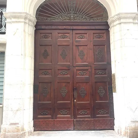 Casa Storica Per 9 Ospiti Nel Quadrilatero Romano! Apartamento *