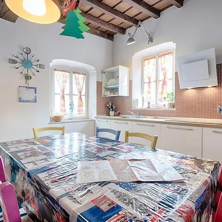 Casa Storica Per 9 Ospiti Nel Quadrilatero Romano! Apartman