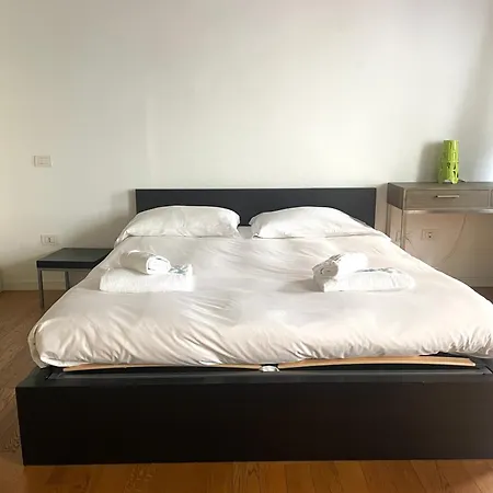 Casa Storica Per 9 Ospiti Nel Quadrilatero Romano! アパート *