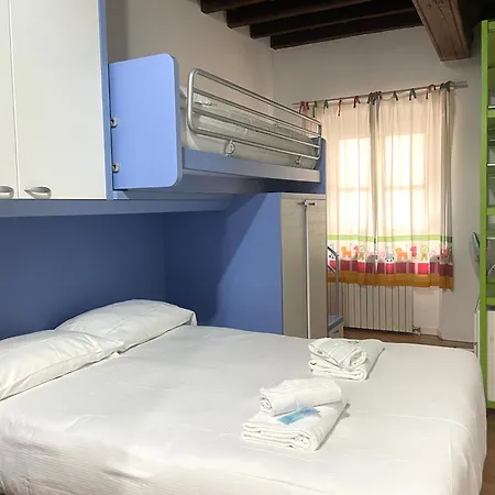 Appartement Casa Storica Per 9 Ospiti Nel Quadrilatero Romano! Turijn