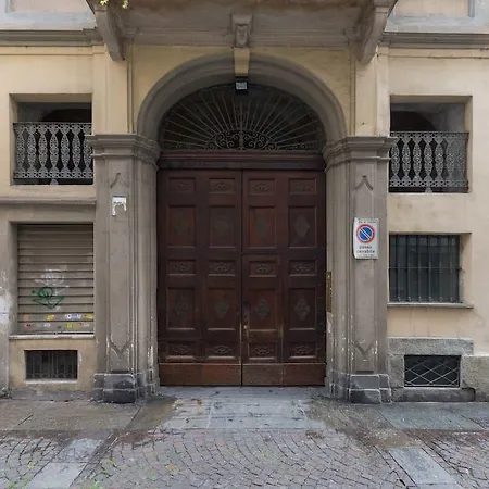 アパート Casa Storica Per 9 Ospiti Nel Quadrilatero Romano! トリノ